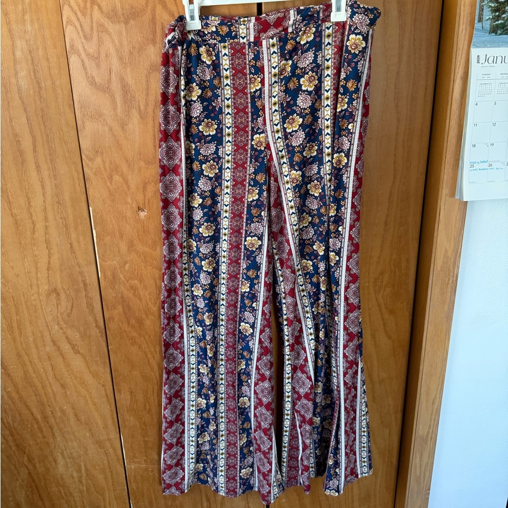 EARTHBOUND Multicolor Patterned Pants